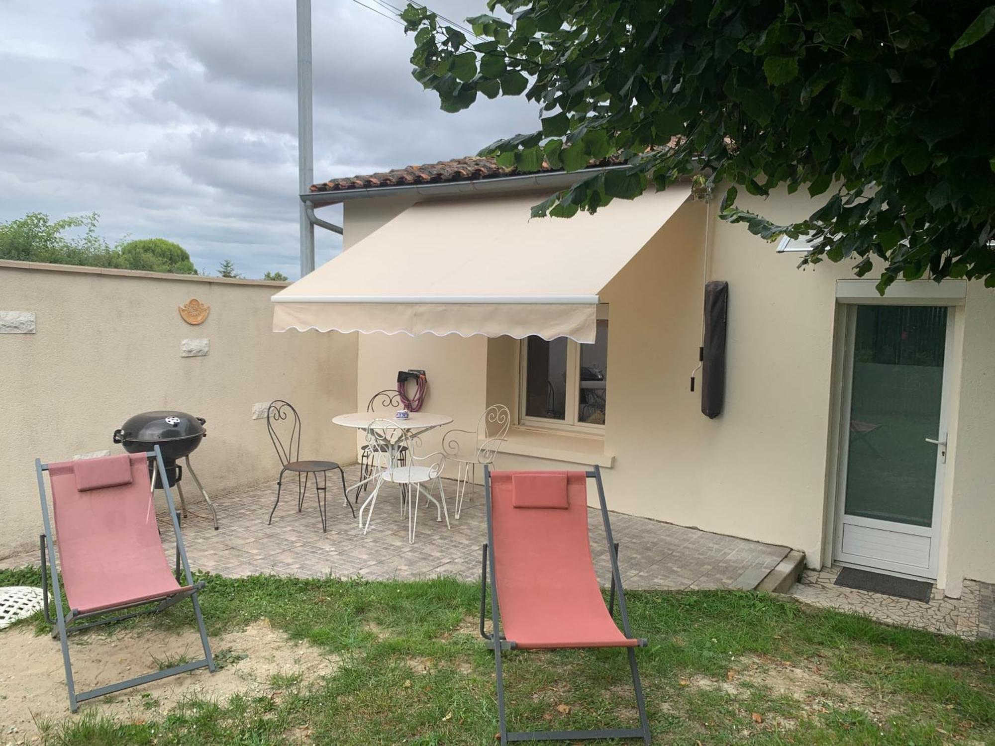 La maison d’Eloi Montignac-Charente Extérieur photo